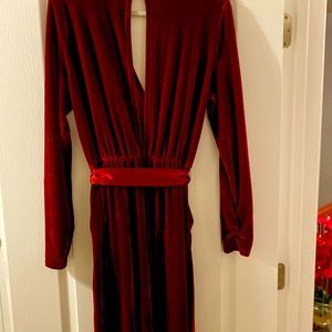 Jumpsuit, Burgundy color. Perfect for the holidays